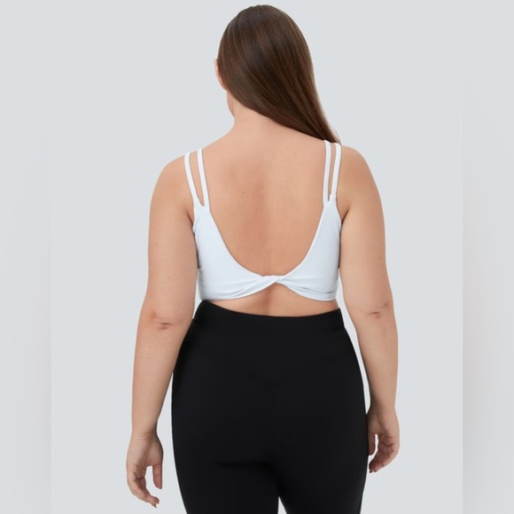 Halara White Double Straps Backless Twisted Workout Plus Size Cropped Tank Top - Picture 2 of 11